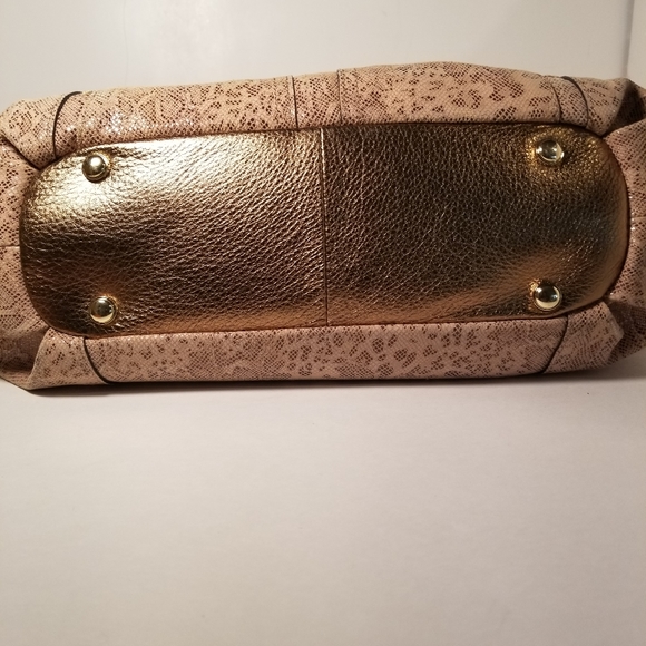 B Makowsky Snake Embossed Lthr Bag - Picture 7 of 8